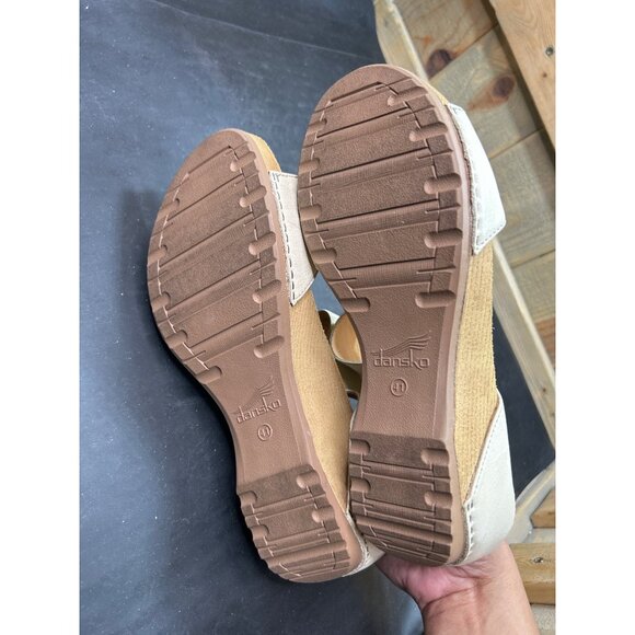 Dansko Womens Leather Sandals EU 41 US 10.5-11 Beige Slip On - Picture 9 of 9